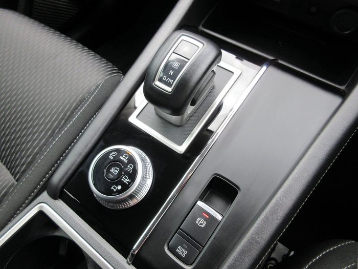 2024 Mitsubishi Outlander LS