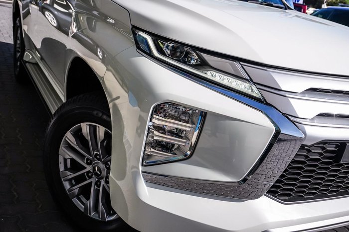2021 Mitsubishi Pajero Sport GLX