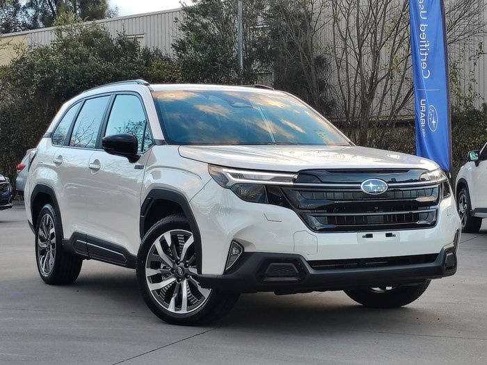 2025 Subaru Forester Hybrid Touring S6 MY26 AWD Crystal White