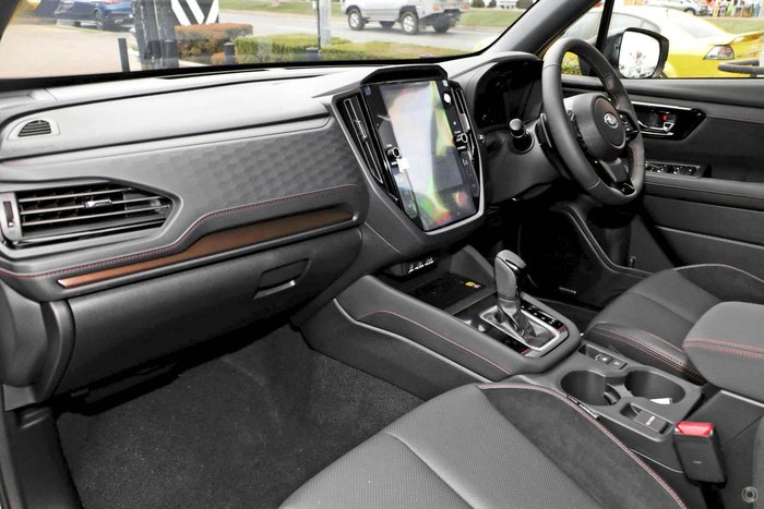 2025 Subaru Forester Hybrid Touring S6 MY26 AWD Crystal White