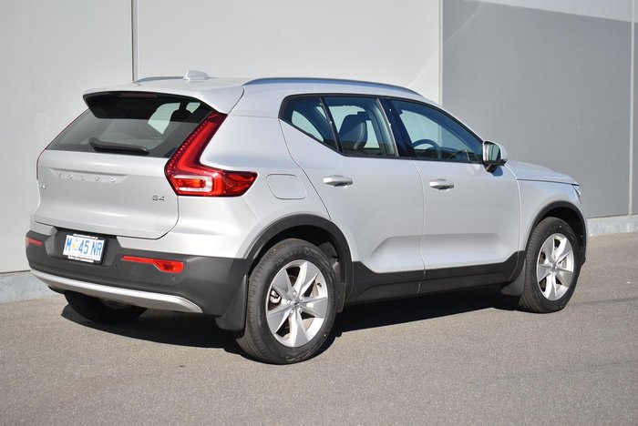 2025 Volvo XC40 Plus B4 MY25 Silver Dawn