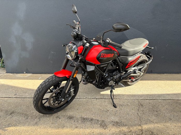 2024 DUCATI SCRAMBLER ICON RED