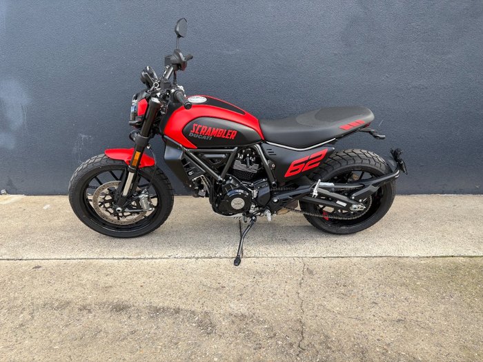 2024 DUCATI SCRAMBLER ICON RED