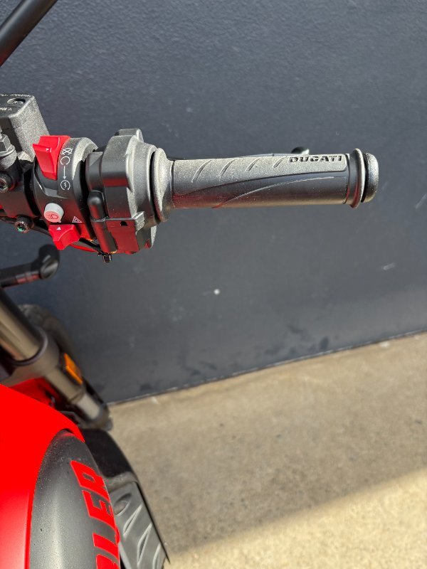 2024 DUCATI SCRAMBLER ICON RED