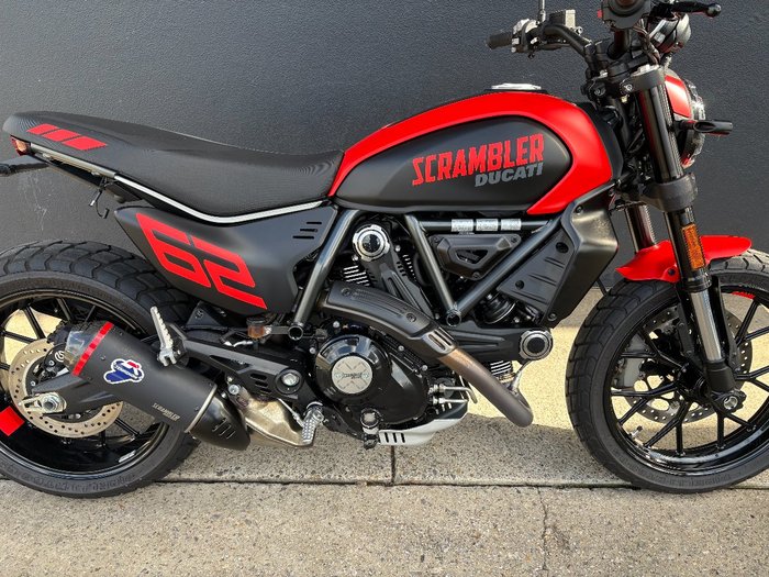 2024 DUCATI SCRAMBLER ICON RED