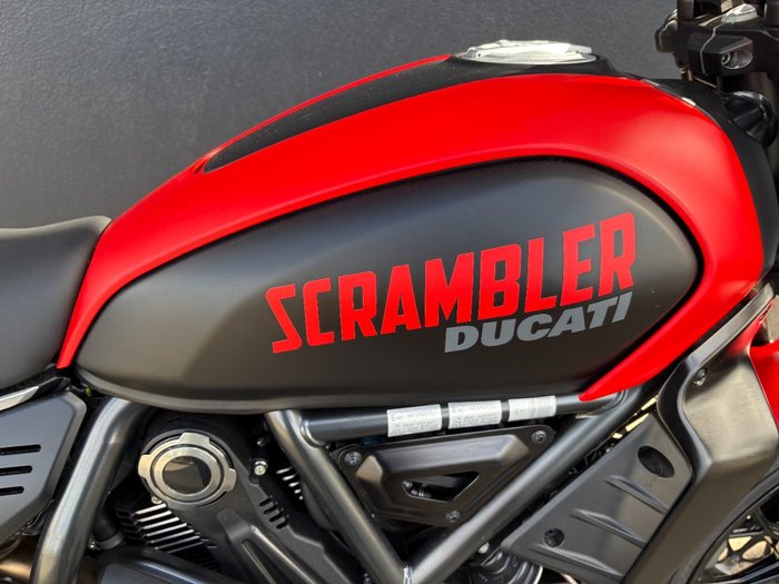 2024 DUCATI SCRAMBLER ICON RED