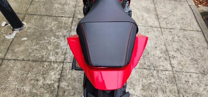 2025 Honda CBR650R RED