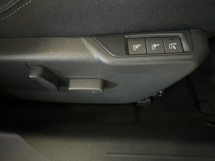 2024 Peugeot E-208 GT