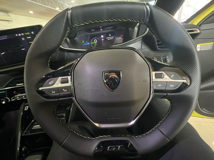 2024 Peugeot E-208 GT