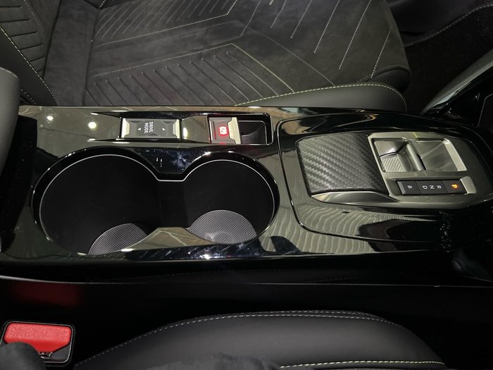 2024 Peugeot E-208 GT