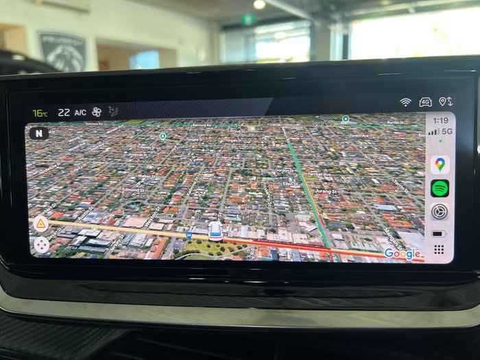 2024 Peugeot E-208 GT