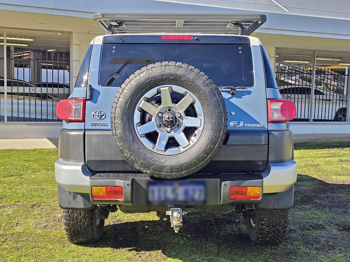 2016 Toyota FJ Cruiser GSJ15R MY14 4X4 Dual Range Retro Blue