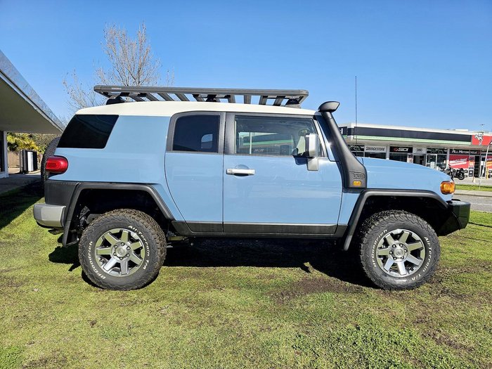2016 Toyota FJ Cruiser GSJ15R MY14 4X4 Dual Range Retro Blue