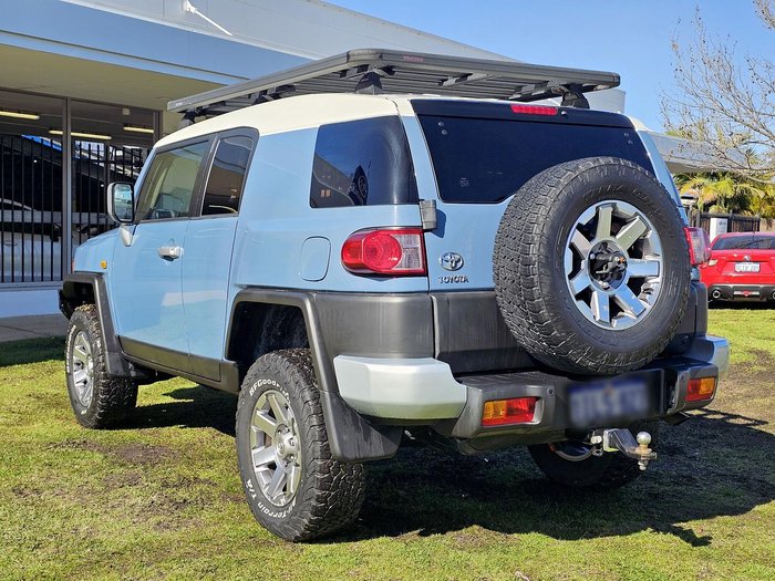2016 Toyota FJ Cruiser GSJ15R MY14 4X4 Dual Range Retro Blue
