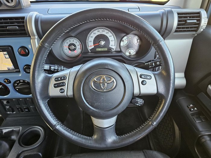 2016 Toyota FJ Cruiser GSJ15R MY14 4X4 Dual Range Retro Blue
