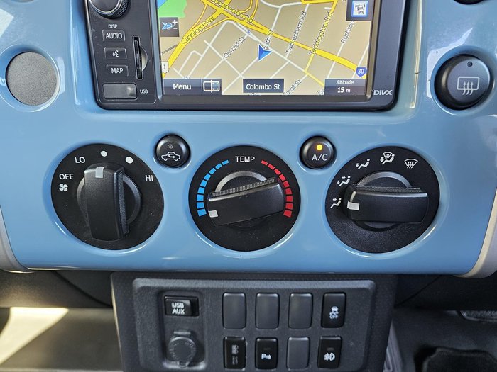 2016 Toyota FJ Cruiser GSJ15R MY14 4X4 Dual Range Retro Blue