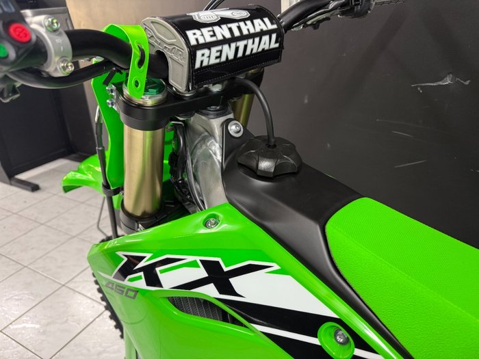 2025 Kawasaki 2025 Kawasaki 450CC KX450 Motocross Green