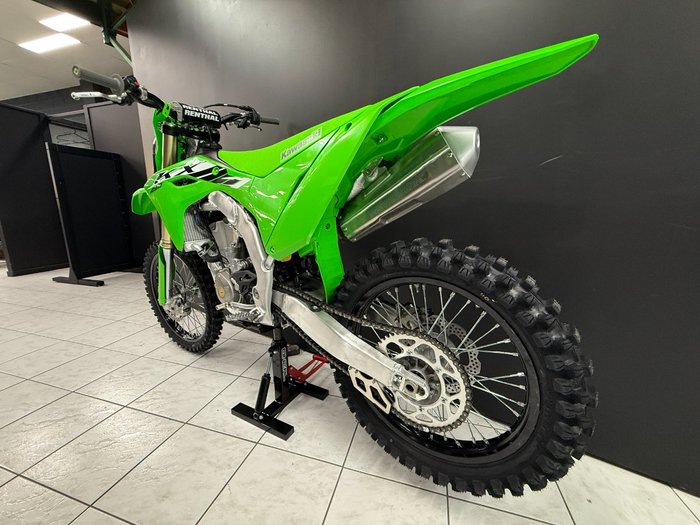 2025 Kawasaki 2025 Kawasaki 450CC KX450 Motocross Green