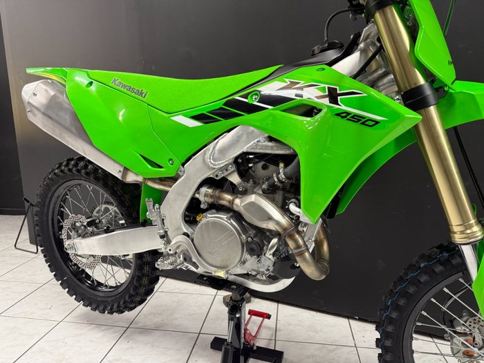 2025 Kawasaki 2025 Kawasaki 450CC KX450 Motocross Green