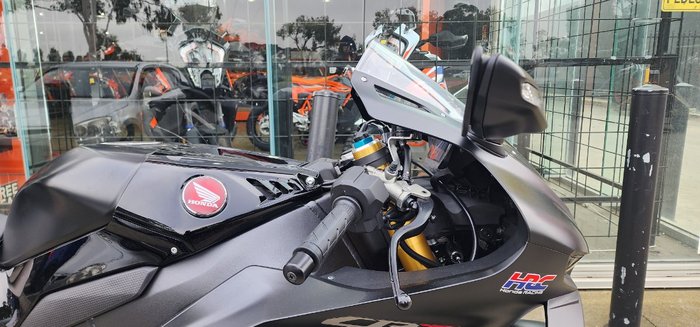 2025 Honda CBR1000RR-R SP (FIREBLADE) ABS BLACK