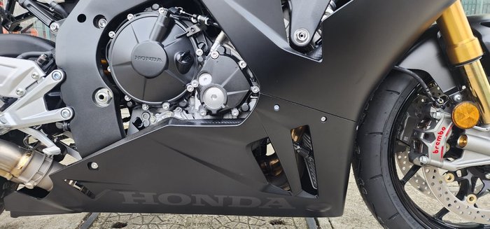2025 Honda CBR1000RR-R SP (FIREBLADE) ABS BLACK