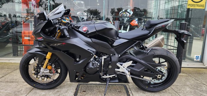 2025 Honda CBR1000RR-R SP (FIREBLADE) ABS BLACK