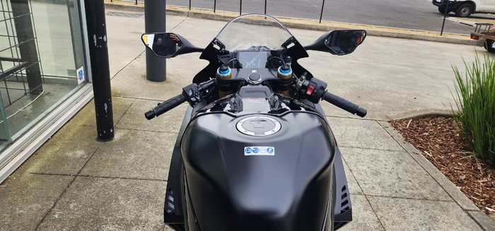 2025 Honda CBR1000RR-R SP (FIREBLADE) ABS BLACK