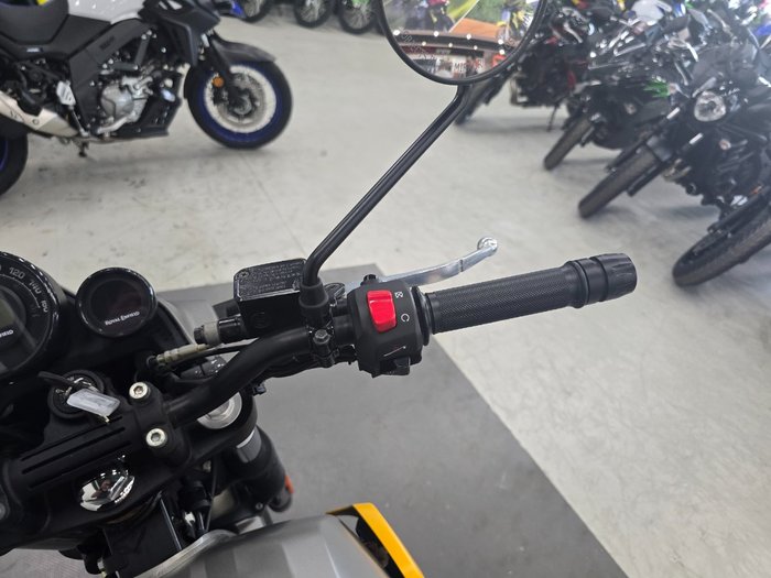 2023 ROYAL ENFIELD (SEE ALSO ENFIEL SCRAM BASE E5 Black