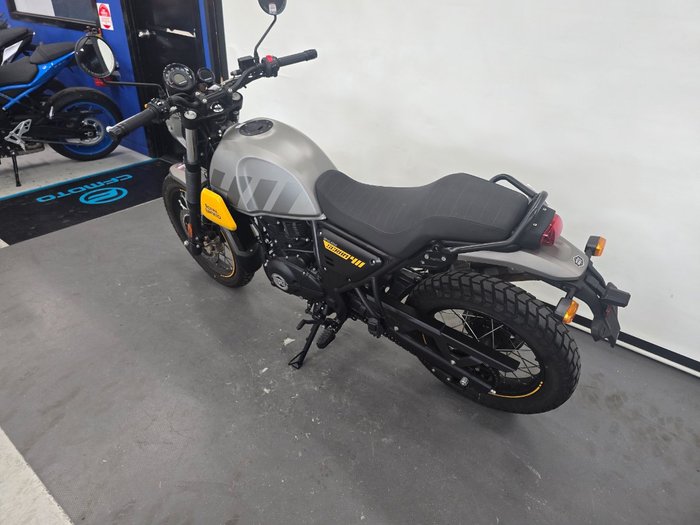 2023 ROYAL ENFIELD (SEE ALSO ENFIEL SCRAM BASE E5 Black