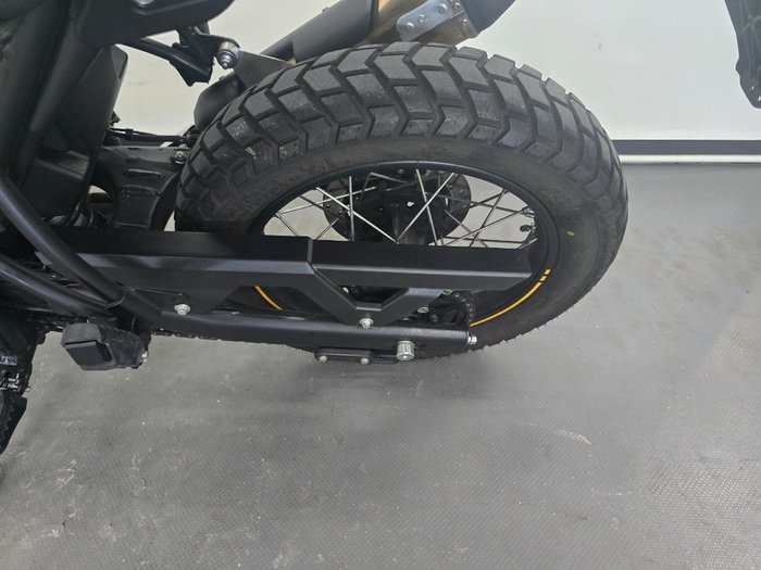 2023 ROYAL ENFIELD (SEE ALSO ENFIEL SCRAM BASE E5 Black