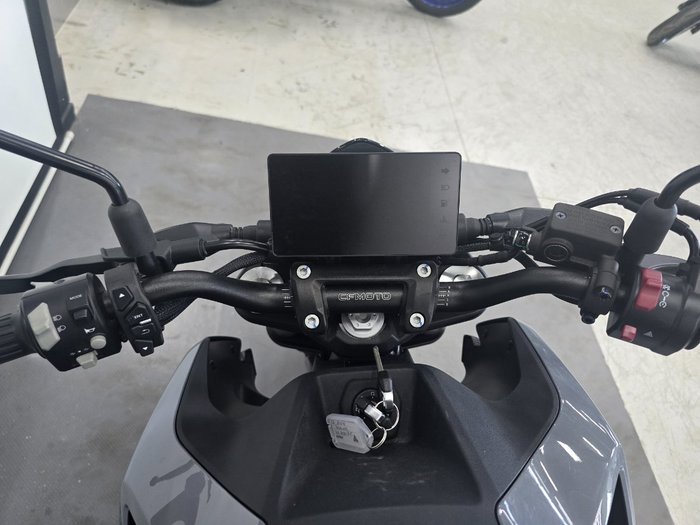 2024 CFMOTO 300 NK ABS Black