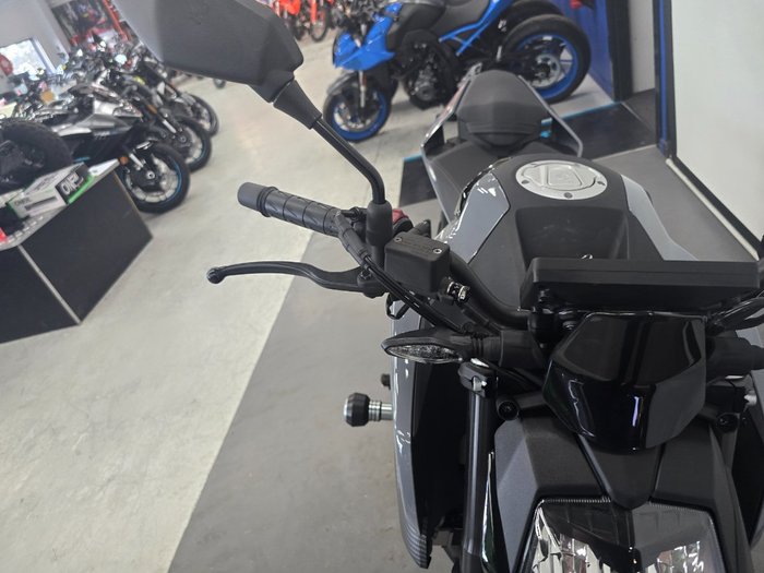 2024 CFMOTO 300 NK ABS Black