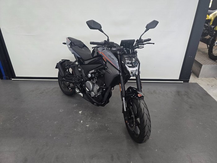 2024 CFMOTO 300 NK ABS Black
