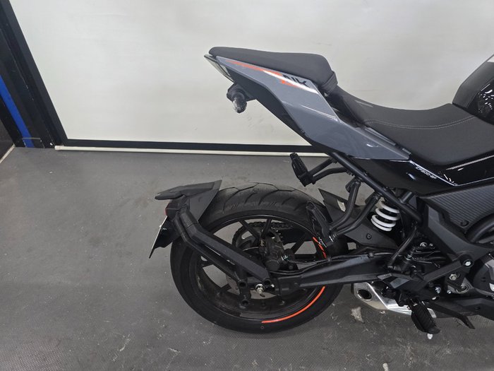 2024 CFMOTO 300 NK ABS Black