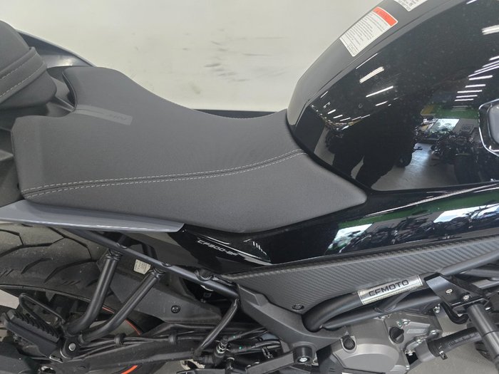 2024 CFMOTO 300 NK ABS Black
