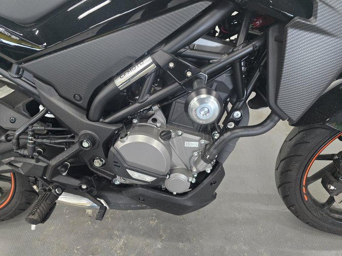 2024 CFMOTO 300 NK ABS Black