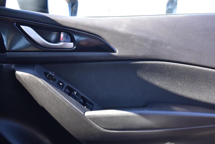 2016 Mazda 3 SP25