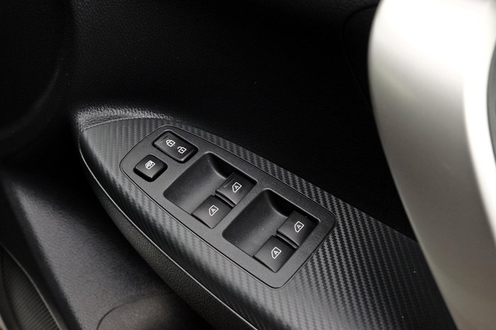 2023 Mitsubishi Eclipse Cross LS