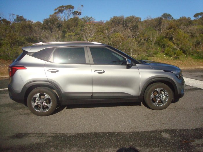 2023 Kia Seltos S