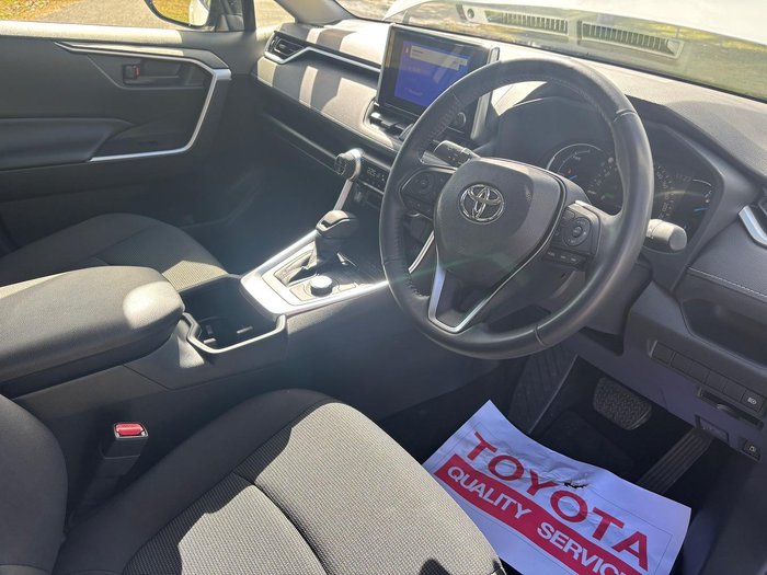 2024 Toyota RAV4 GX