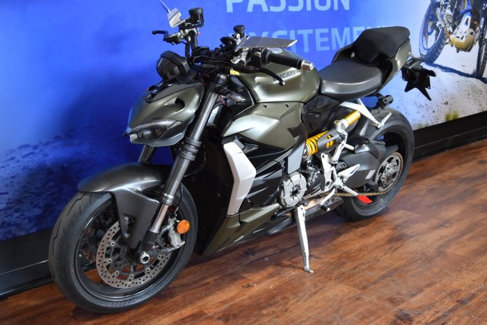 2023 Ducati STREETFIGHTER V2 Green