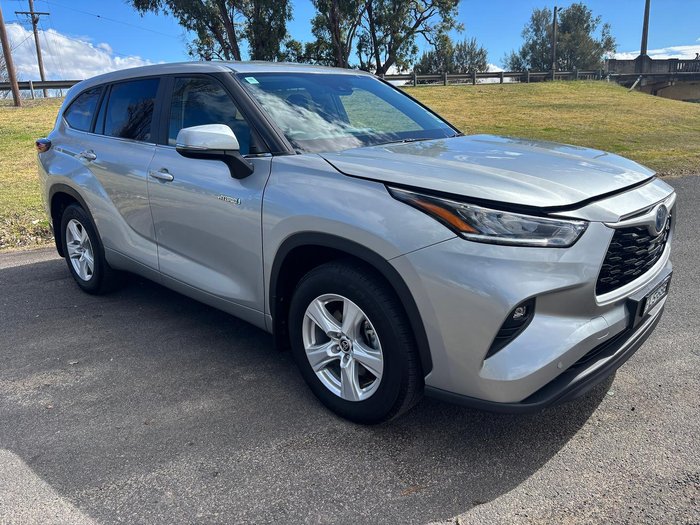2024 Toyota Kluger GX