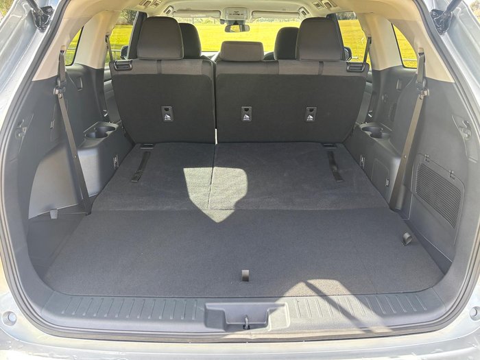 2024 Toyota Kluger GX