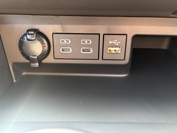 2024 Toyota Kluger GX