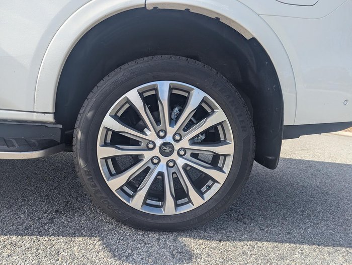 2024 Ford Everest Platinum MY24.50 4X4 Dual Range Arctic White