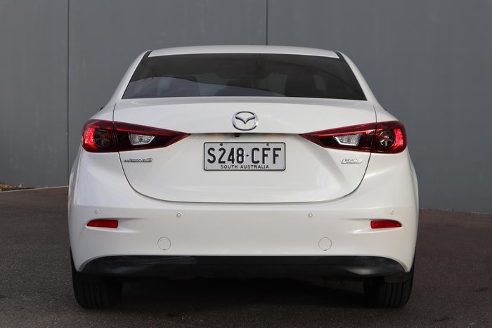 2015 Mazda 3 Maxx