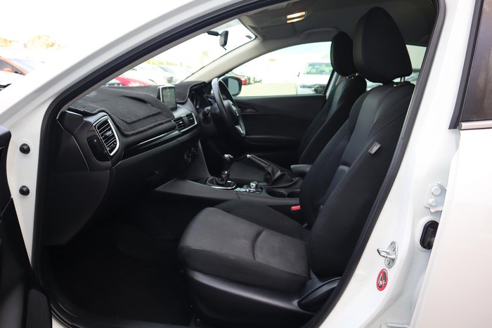2015 Mazda 3 Maxx