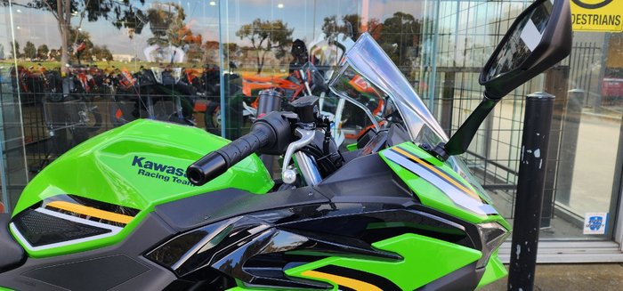 2025 Kawasaki NINJA 500 SE (LAMS) GREEN