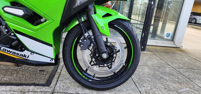 2025 Kawasaki NINJA 500 SE (LAMS) GREEN