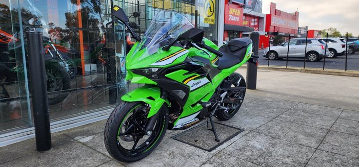 2025 Kawasaki NINJA 500 SE (LAMS) GREEN
